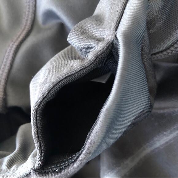 Z By Zella XS Striped Leggings in Black & Grey XS - Picture 6 of 8